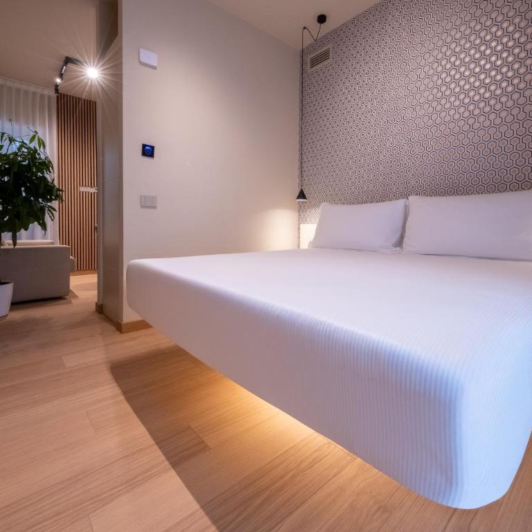 Oriana Homèl Milano - Standard Studio - 7