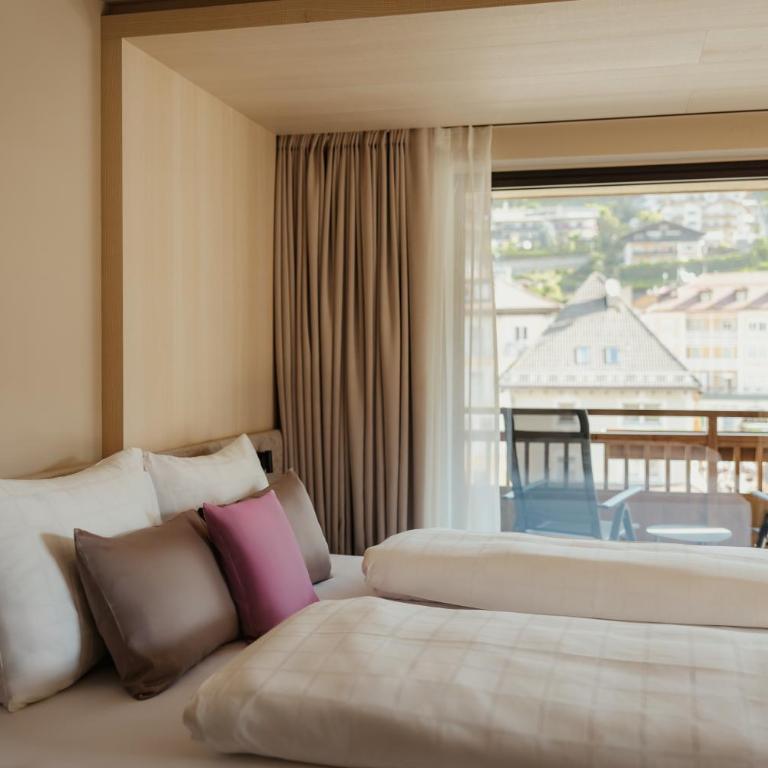Hotel COSMEA - Your Dolomites & Honeymoon experience - Camera Matrimoniale Deluxe con Balcone - 6