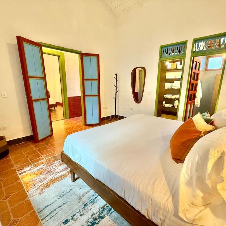 Elegant Colonial Walkable Casa - Casa - 15