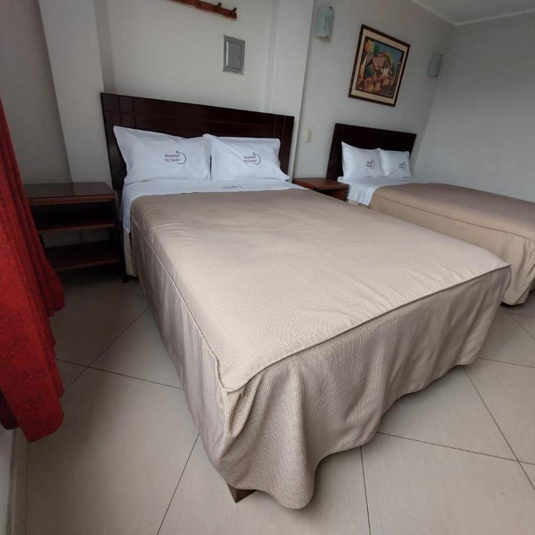 Hospedaje El Jardín - Habitación Doble con baño privado - 2 camas - 4