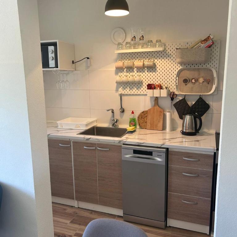 Ella and Oskar Apartment - Two-Bedroom Apartment - 4