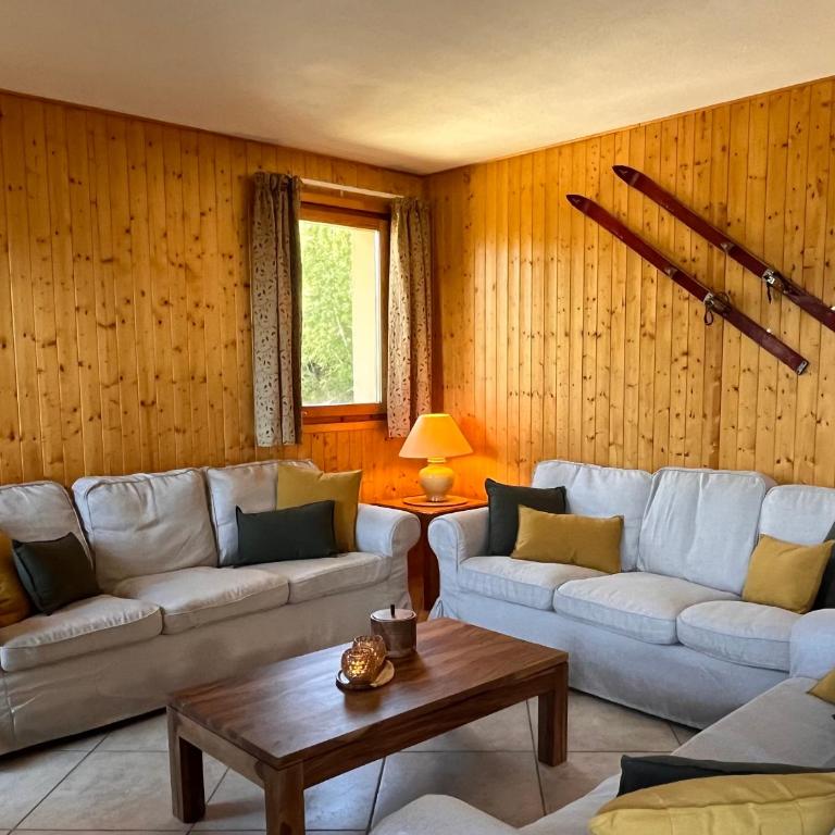 Chalet Le Sabot by OzAlpes - Sauna - 90m télécabine - parking privé - Maison de Vacances - 18