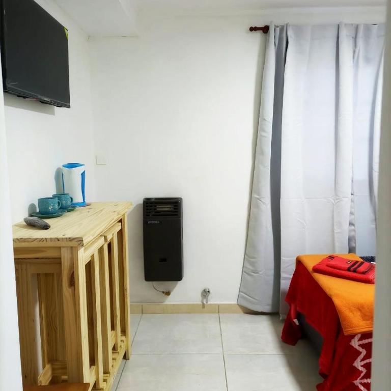 Departamentos Los Almendros - Habitación Doble con baño privado - 2 camas - 17