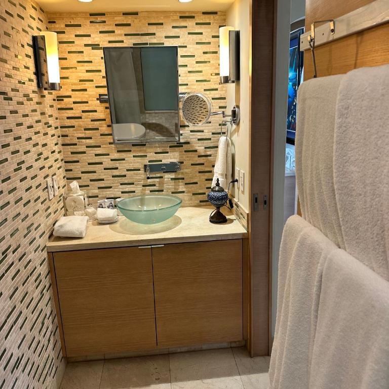 Unit 135 - Beachfront Heaven Ocean Front at Terrasol - Apartamento - 22