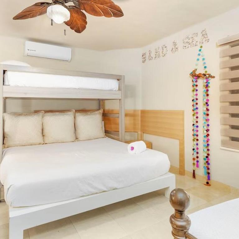 Unit 135 - Beachfront Heaven Ocean Front at Terrasol - Apartamento - 20