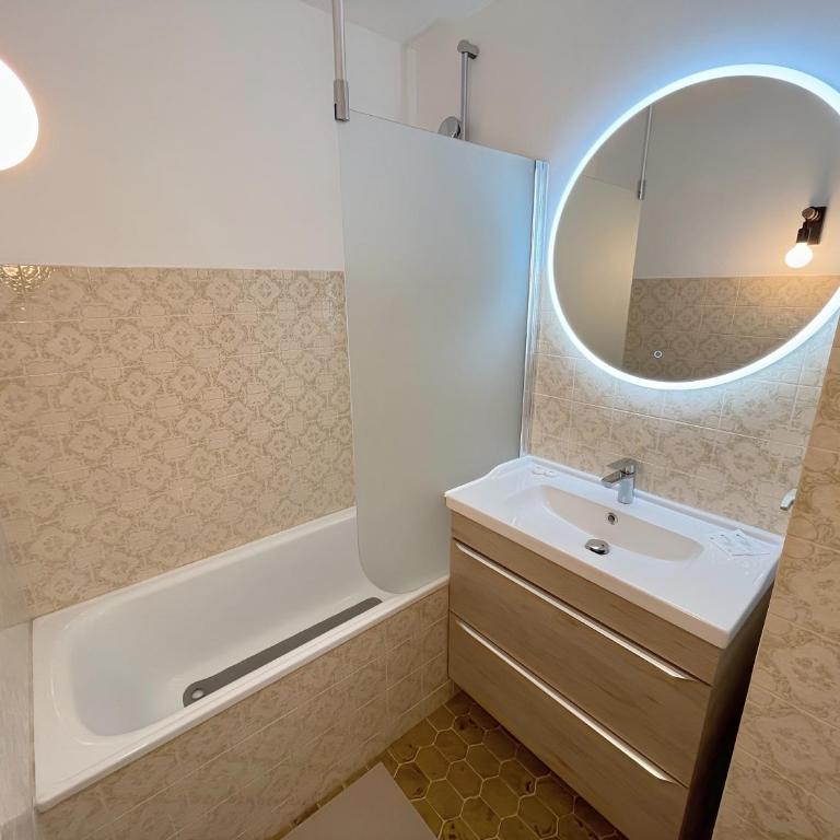 Le Vintage Marin - Studio à 2 minutes à pied de la Plage et du Casino - Monolocale con Balcone - 4