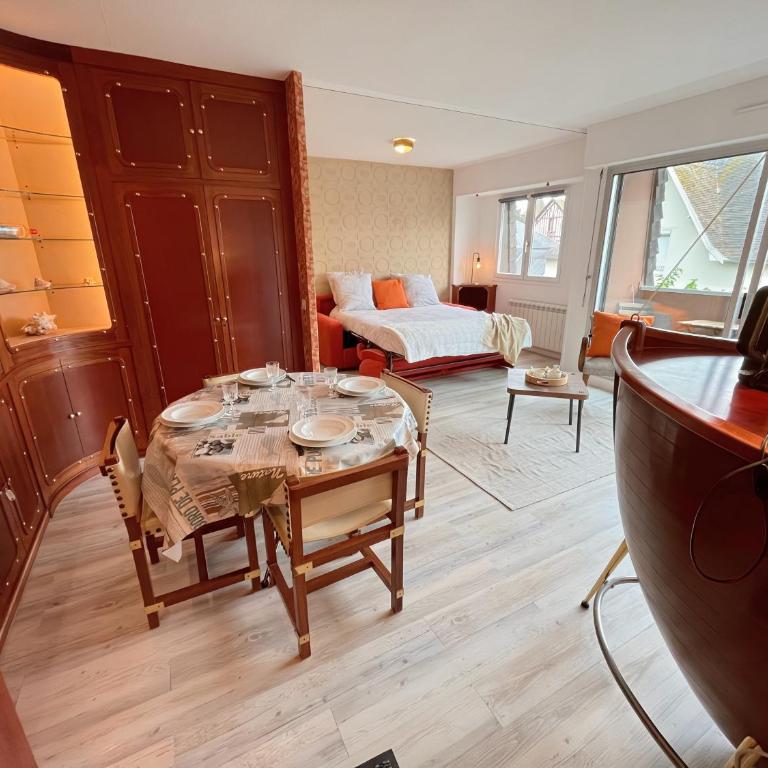 Le Vintage Marin - Studio à 2 minutes à pied de la Plage et du Casino - Monolocale con Balcone - 1