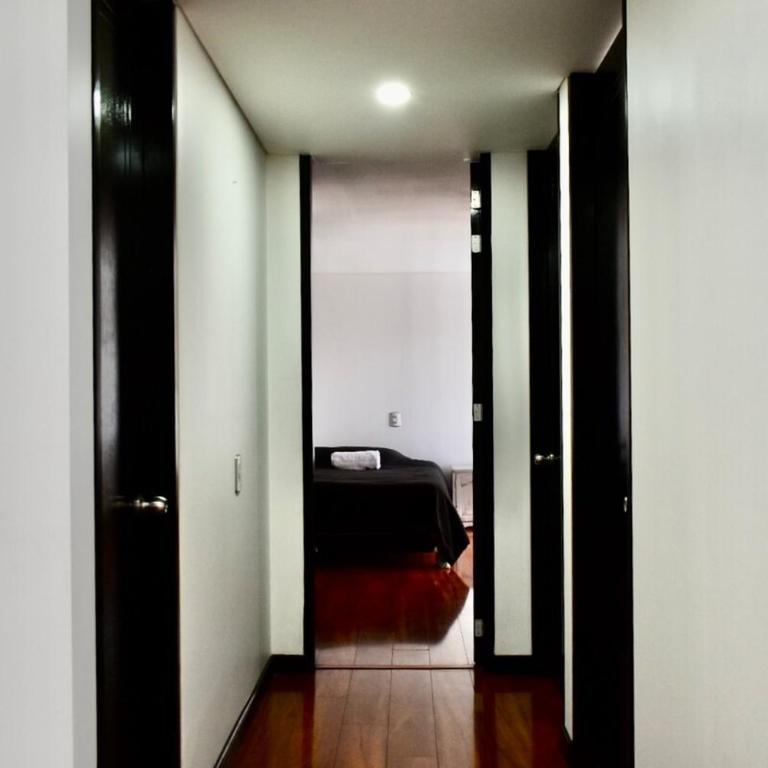 Cozy Bogota apartment 15 min from Airport - Apartamento de 3 dormitorios - 20