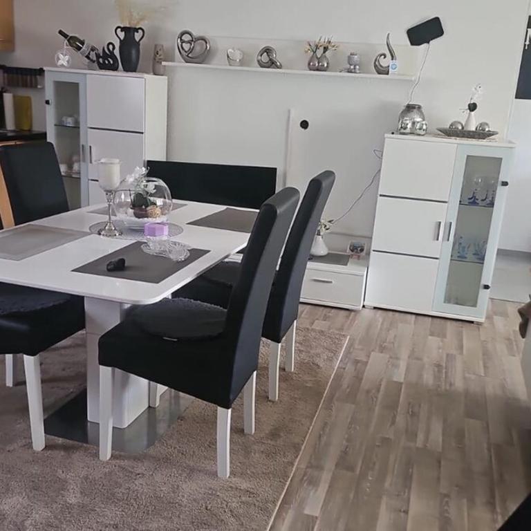 1 Room Apartment Kuckovic - One-Bedroom Apartment - 2