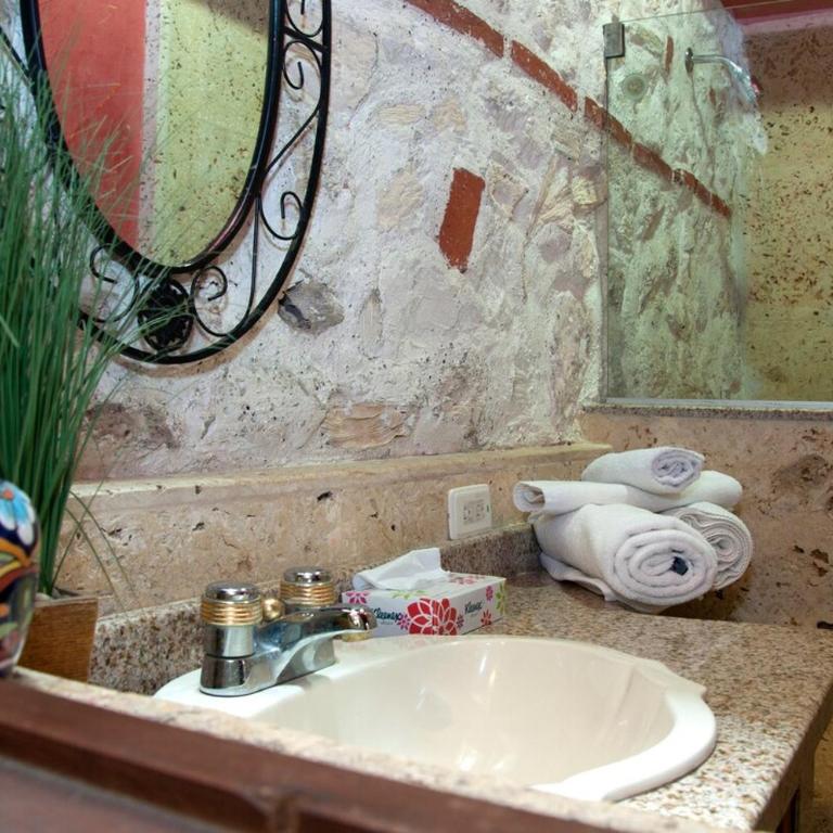 Luxury Colonial Villa Old City Cartagena Rooftop Views Private Pool - Villa - 24