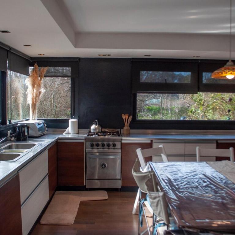 Casaquinta City Bell zona rural - Casa de 4 dormitorios - 22