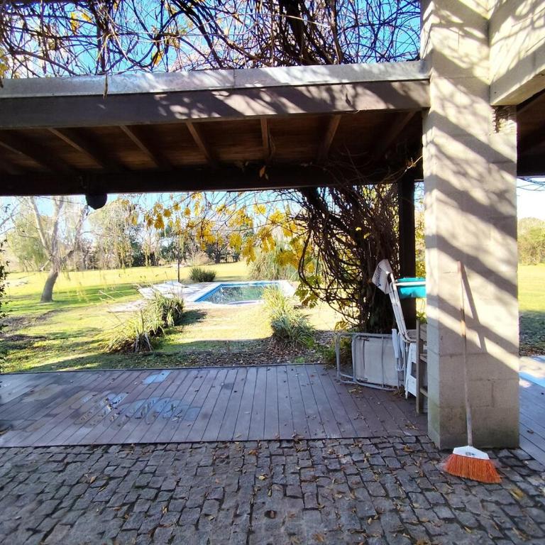 Casaquinta City Bell zona rural - Casa de 4 dormitorios - 37