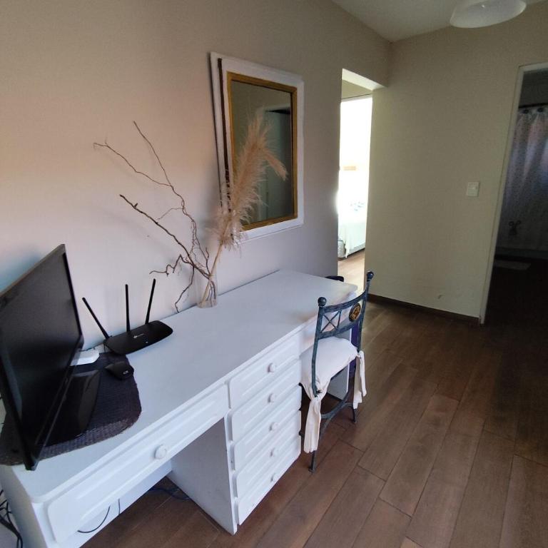 Casaquinta City Bell zona rural - Casa de 4 dormitorios - 14