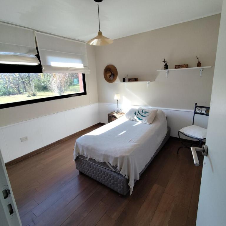 Casaquinta City Bell zona rural - Casa de 4 dormitorios - 11