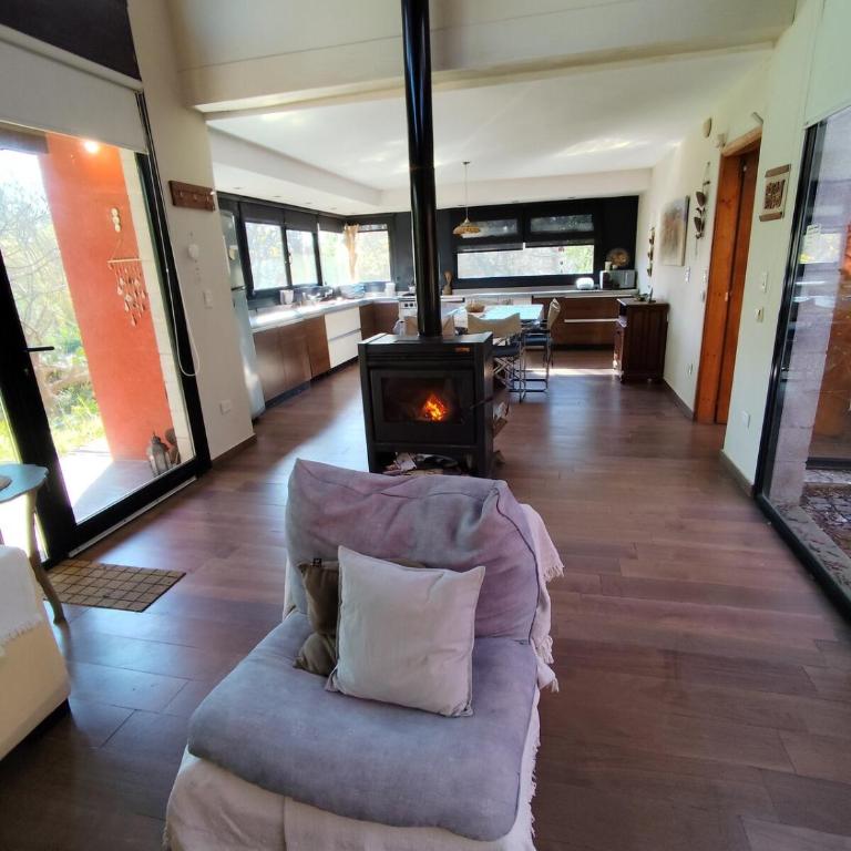 Casaquinta City Bell zona rural - Casa de 4 dormitorios - 25