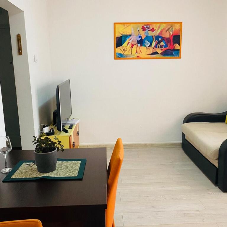 Humble apartment - Apartman sa 2 Spavaće Sobe - 1