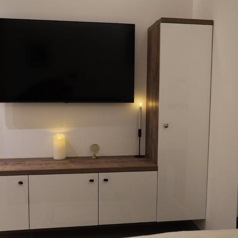 Point Apartman - One-Bedroom Apartment - 3