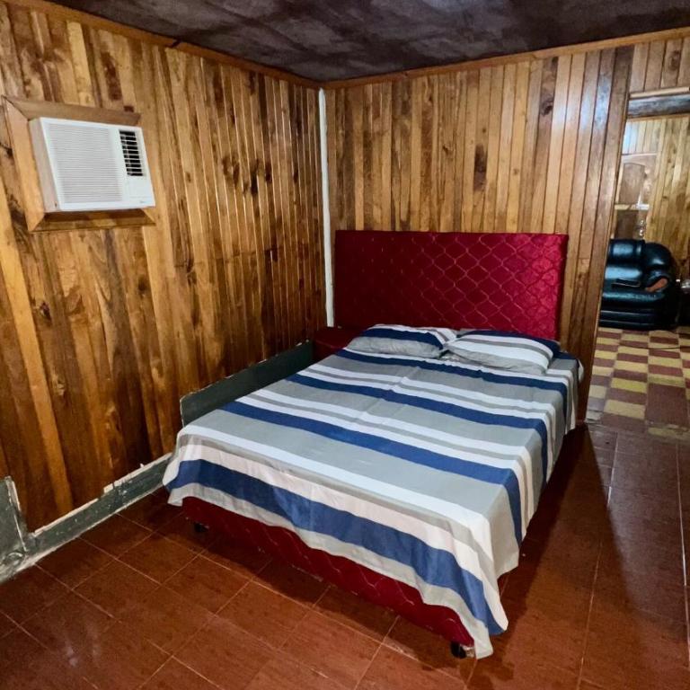 Casa Rústica - Two-Bedroom House - 1