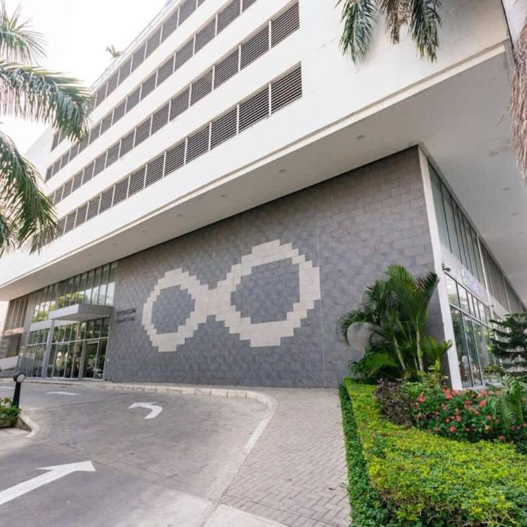 Cómodo moderno apto en Bocagrande a 2' de la playa - Apartamento con vistas a la piscina - 4