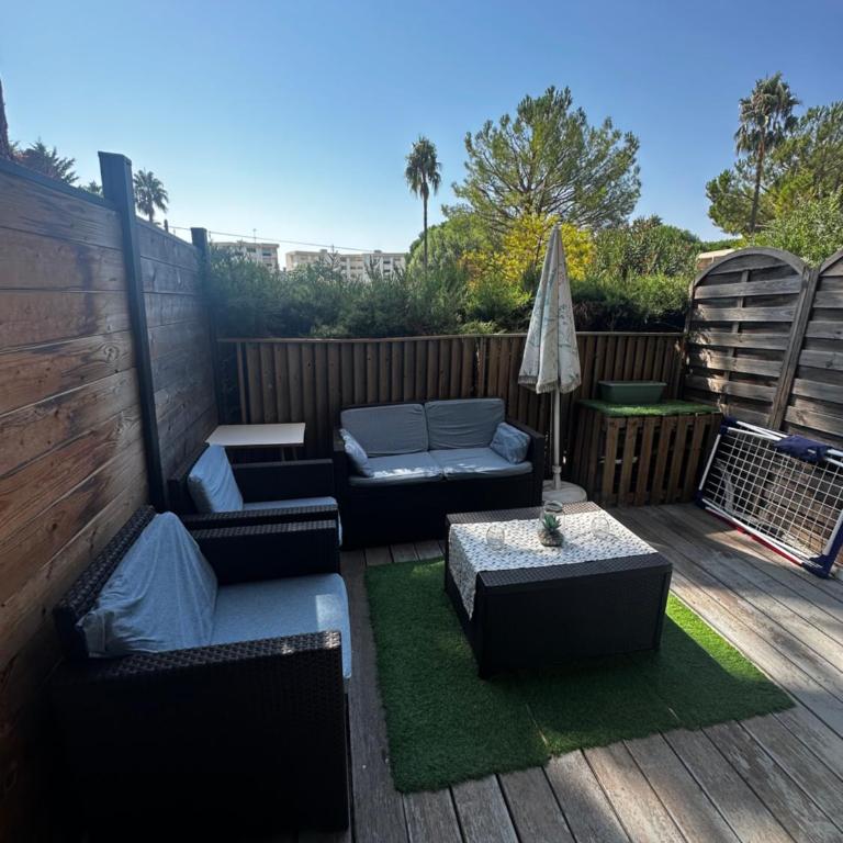 Grand Studio avec terrasse, piscine et parking privé - Monolocale - 6