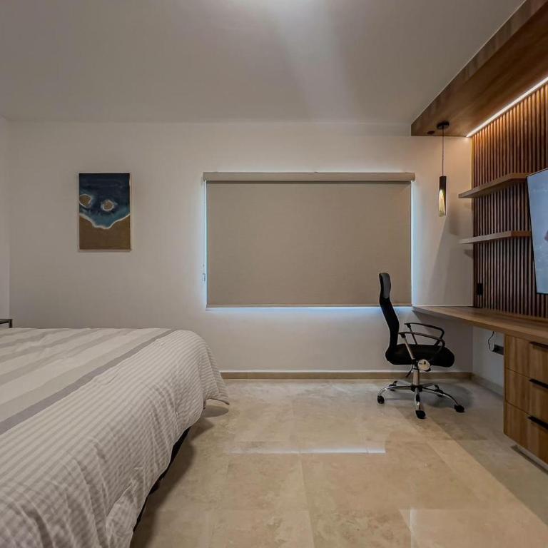 Casa Delfines, 2Br home in quiet neighborhood 10 min from downtown - Two-Bedroom Apartment - 14