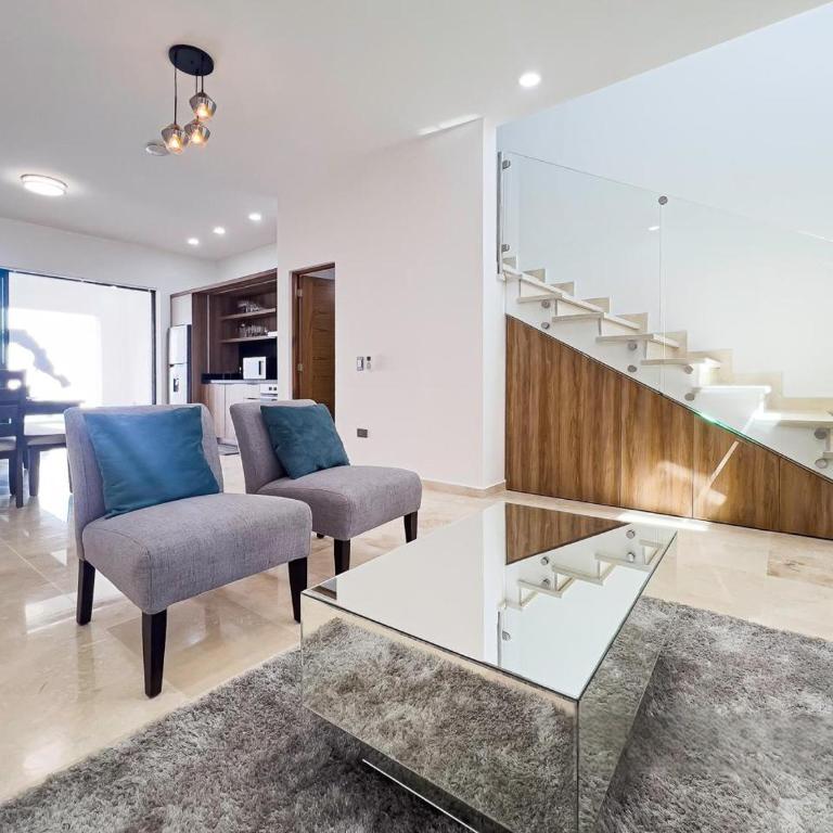 Casa Delfines, 2Br home in quiet neighborhood 10 min from downtown - Two-Bedroom Apartment - 6