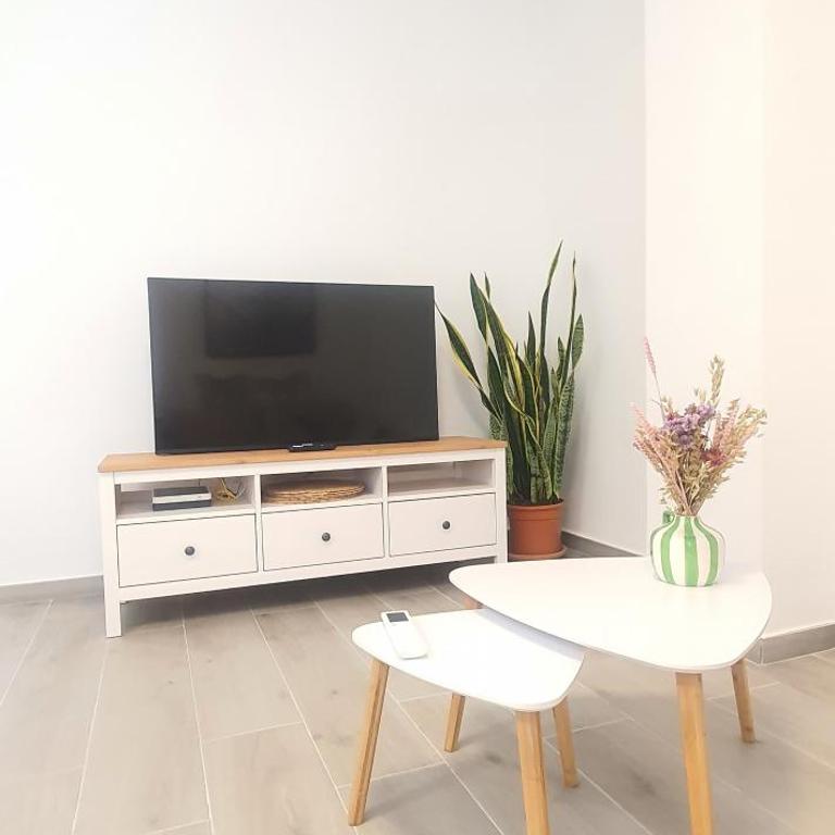 Habitaciones VIP en Vivienda Compartida, Muy Céntricas, Ruzafa Centro, Bonitas y Tranquilas - Double Room with Balcony - 22
