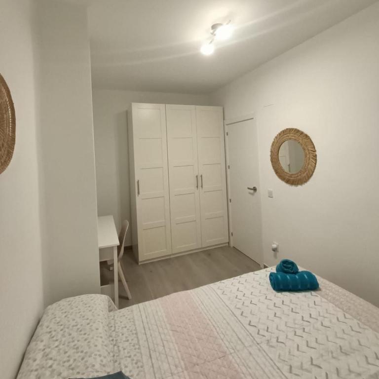 Habitaciones VIP en Vivienda Compartida, Muy Céntricas, Ruzafa Centro, Bonitas y Tranquilas - Double Room with Balcony - 6