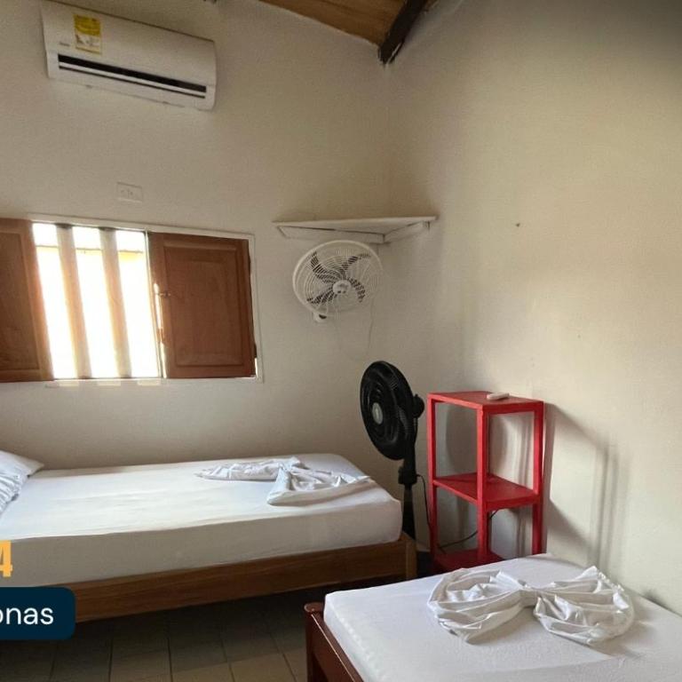 Hotel Casa Costa - Habitación Doble con baño privado - 2 camas - 1