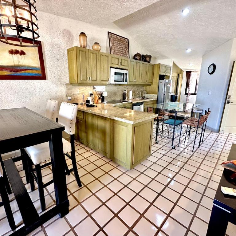 Unit 266- Casa Gordon - Ocean View at Terrasol - Apartamento - 3
