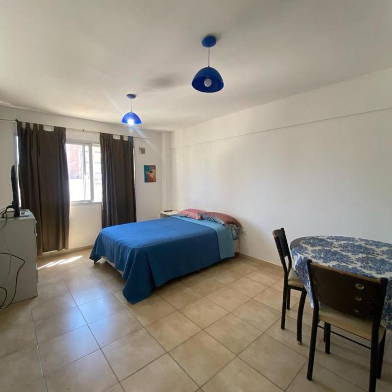 Deptos Laprida y Cerrito - Apartamento de 1 dormitorio - 2
