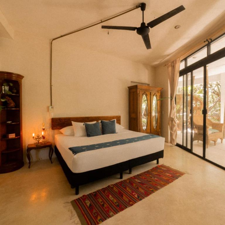 Casa Ambar Hotel & Boutique - Party Side Tulum - Habitación Deluxe con cama extragrande, terraza y vistas a la selva - 37