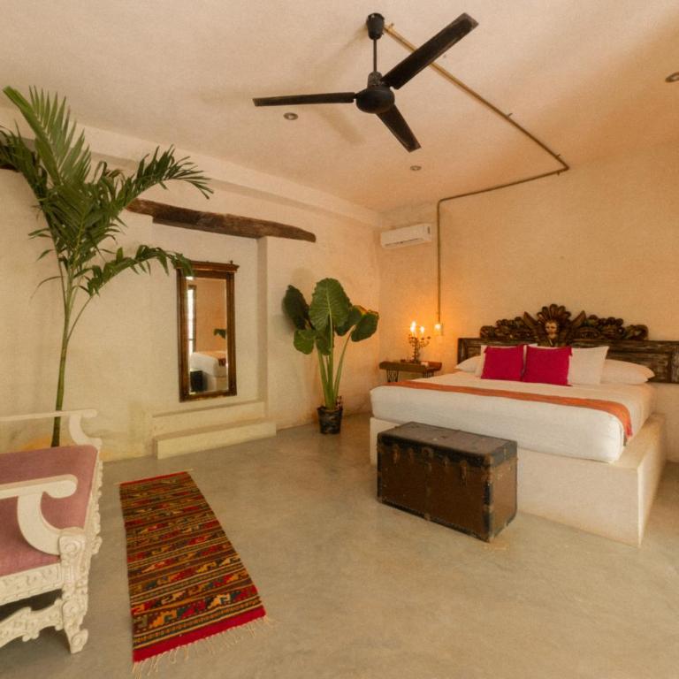 Casa Ambar Hotel & Boutique - Party Side Tulum - Habitación Deluxe con cama extragrande, terraza y vistas a la selva - 1