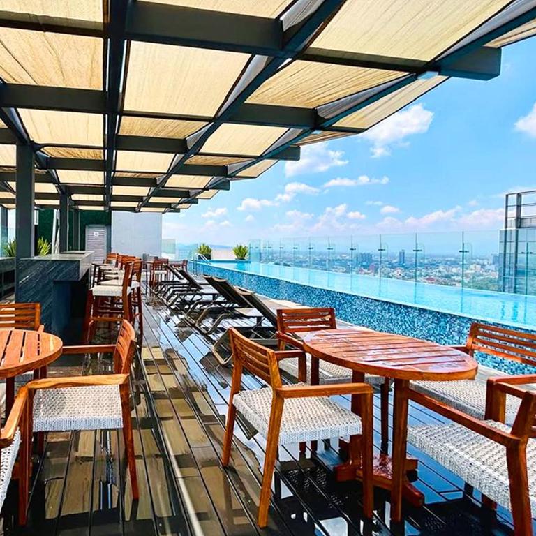 Suite Corner Regency Mexico City Insurgentes WTC - Superior Apartment with City View - 53