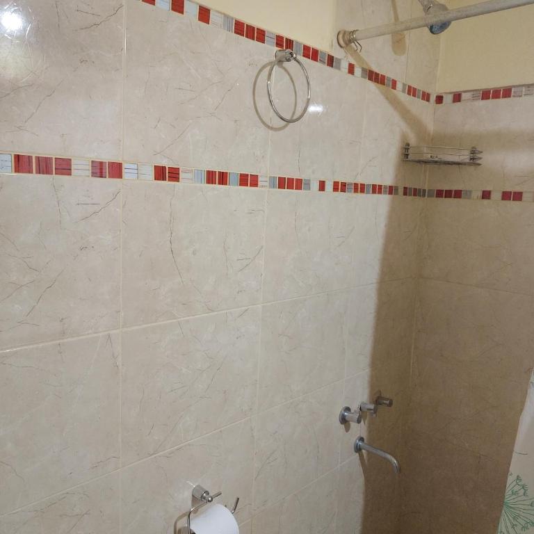 Abaucan alojamiento - Habitación Triple con baño - 8