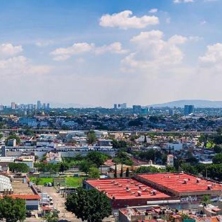 Hospedaje cerca Auditorio Telmex con A/C - Apartamento con vistas a las montañas - 81