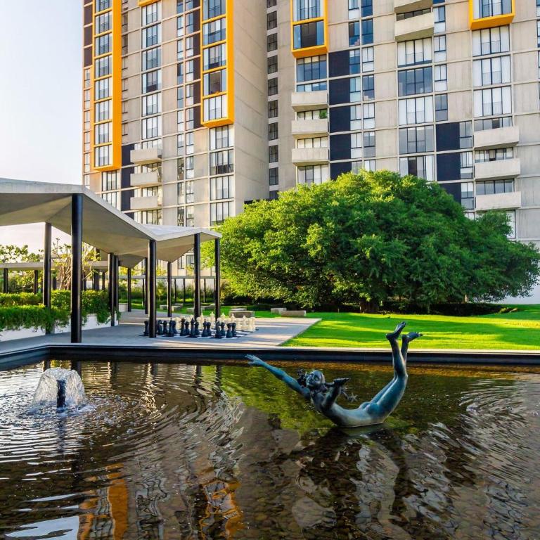 Apartment A/C, GYM, Cafeteria | Telmex Auditorium - Apartment with City View - 1