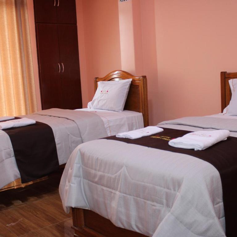 Hostal Corazon A Corazon - Suite with Balcony - 10