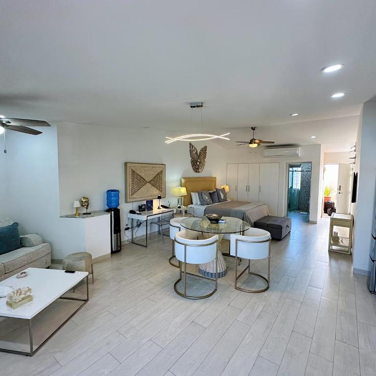 Unit 238 - Casa Amber-OCEAN VIEW-Fully Renovated - Apartamento - 4