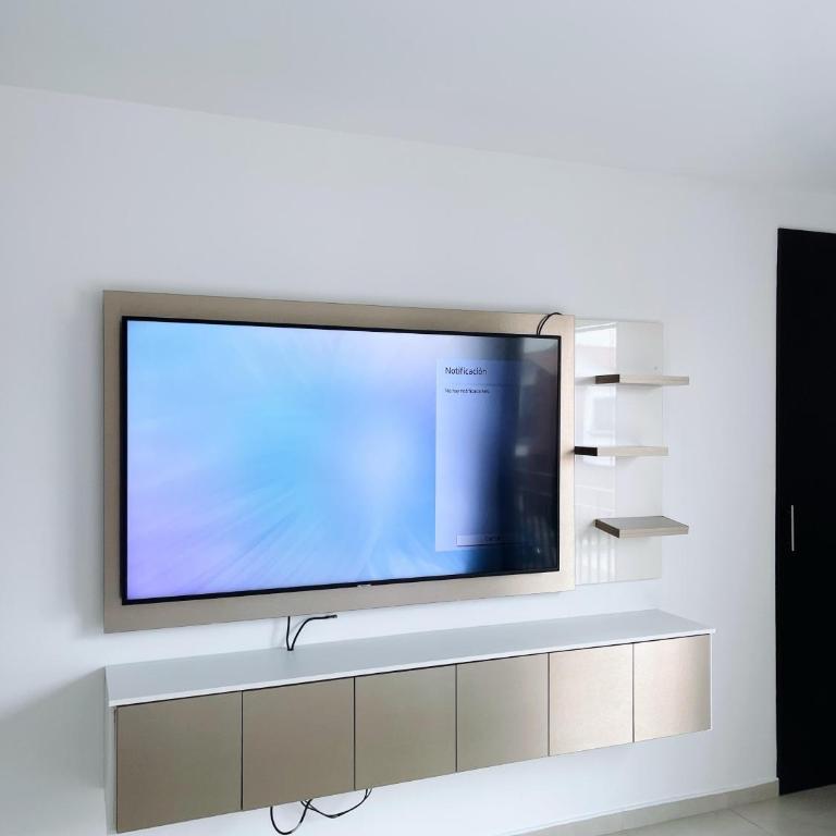 Casa con piscina, zona BBQ y seguridad privada - Villa - 9