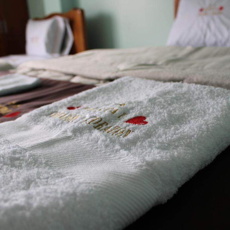 Hostal Corazon A Corazon - Double Room with Balcony (2 Adults + 1 Child) - 3