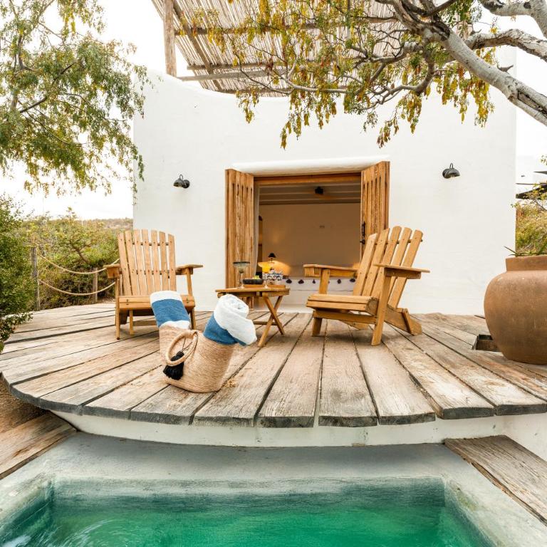 NEST Baja, a Member of Design Hotels - Deluxe Double Room with Balcony and Sea View - 3