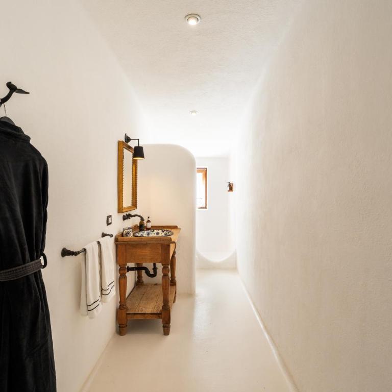 NEST Baja, a Member of Design Hotels - Deluxe King Room - 6