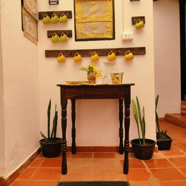 Hospedaje Villa Claudia - Centro Histórico - Three-Bedroom House - 8