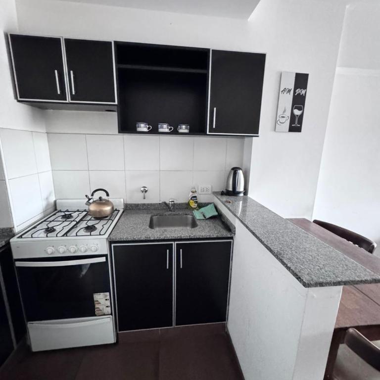 Temporarios Rosario En Calle Paraguay al 2200 - Apartamento de 1 dormitorio - 3