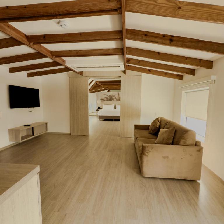 Zafi Hotel - Superior Suite - 3
