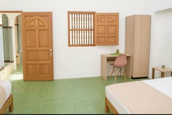 Puertas de la Bahía - Habitación Compartida Mixta - 4 camas - 10