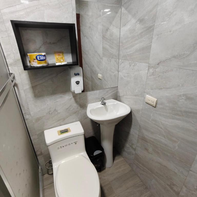 Hotel GM zamora Balcony - One-Bedroom Apartment - 47