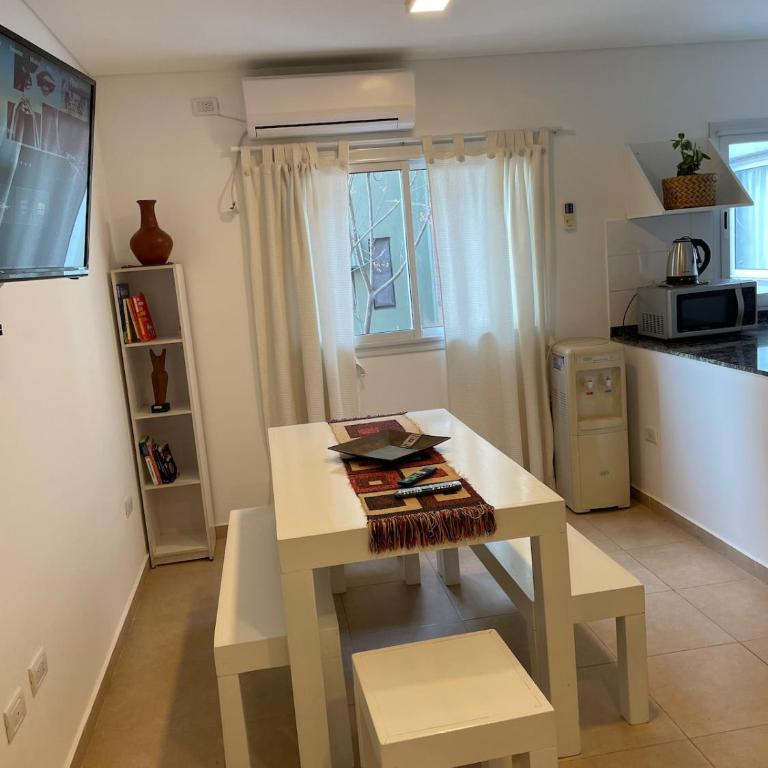 Cerquita del río con alma de hogar - Apartamento de 1 dormitorio - 2
