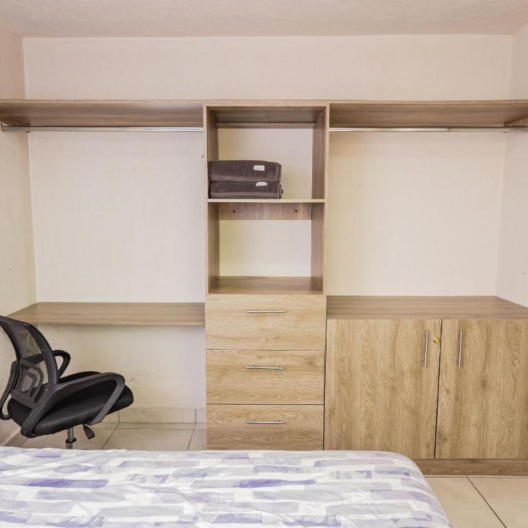 Alojamiento céntrico cerca de H. Civil, CUCS, IMSS - Apartamento - 22